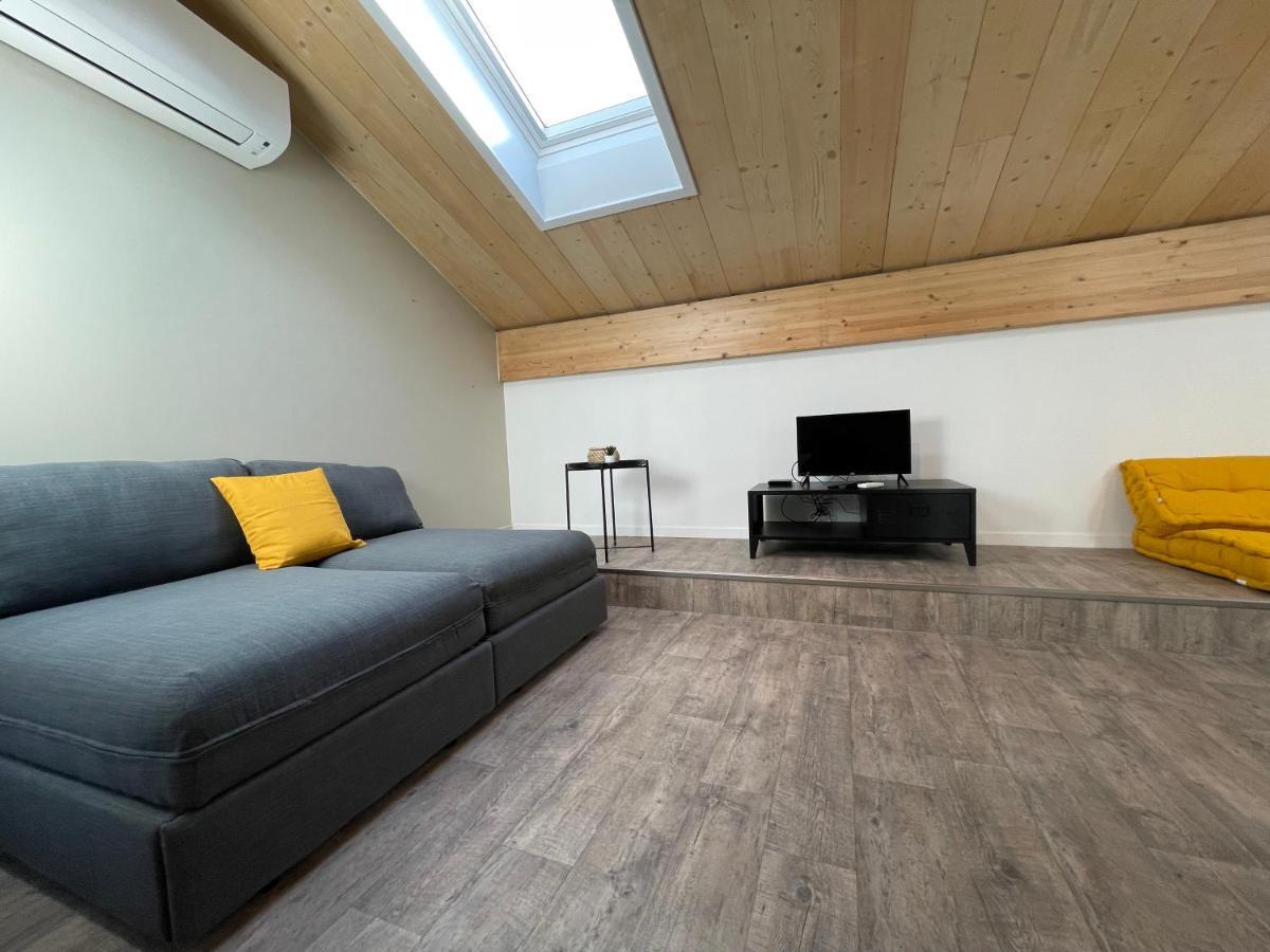 Superbes Studios De Charme, Lumineux Et Climatises En Plein Centre Бордо Екстериор снимка