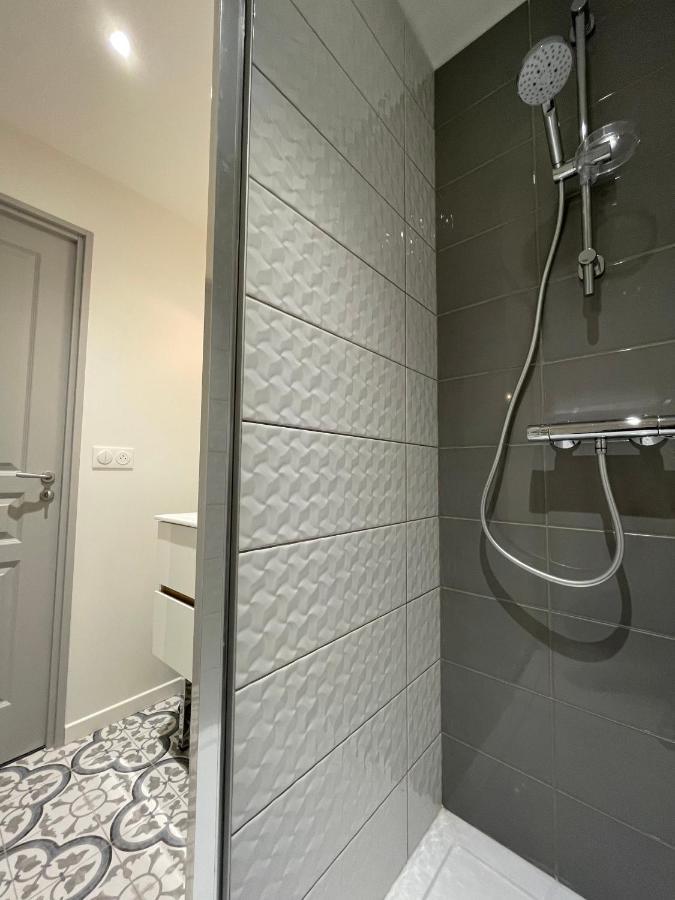 Superbes Studios De Charme, Lumineux Et Climatises En Plein Centre Бордо Екстериор снимка